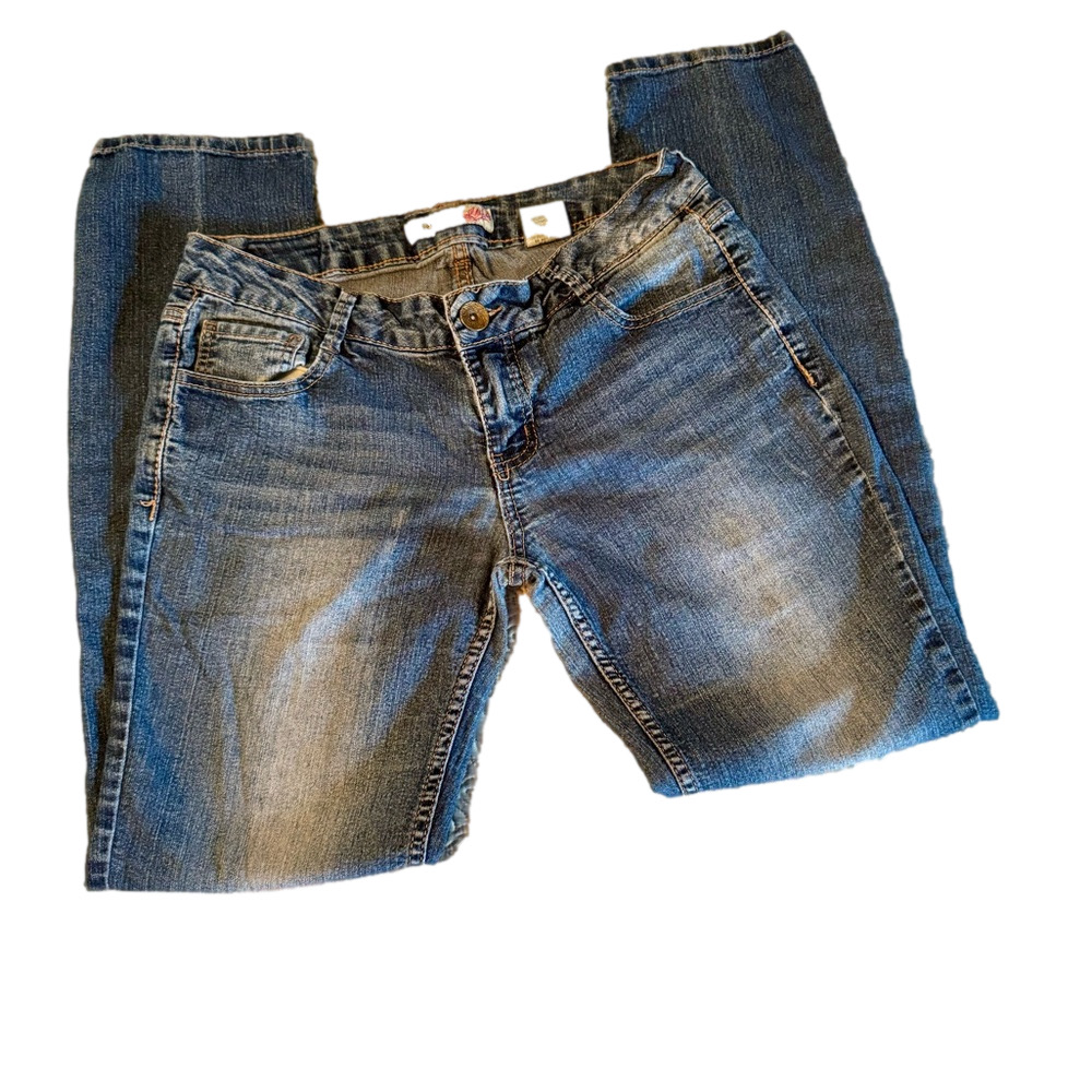 Classic Blue Skinny Jeans with Vintage Fading